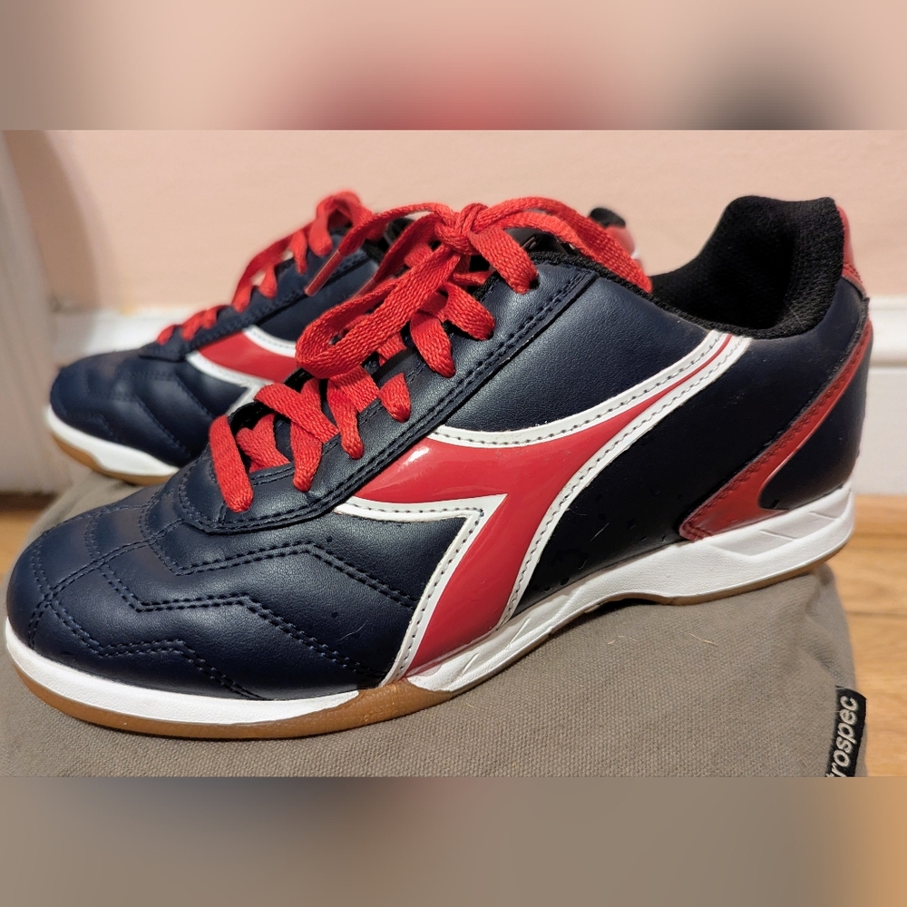 Women's Diadora Capitano ID Indoor Soccer Shoes Size 7